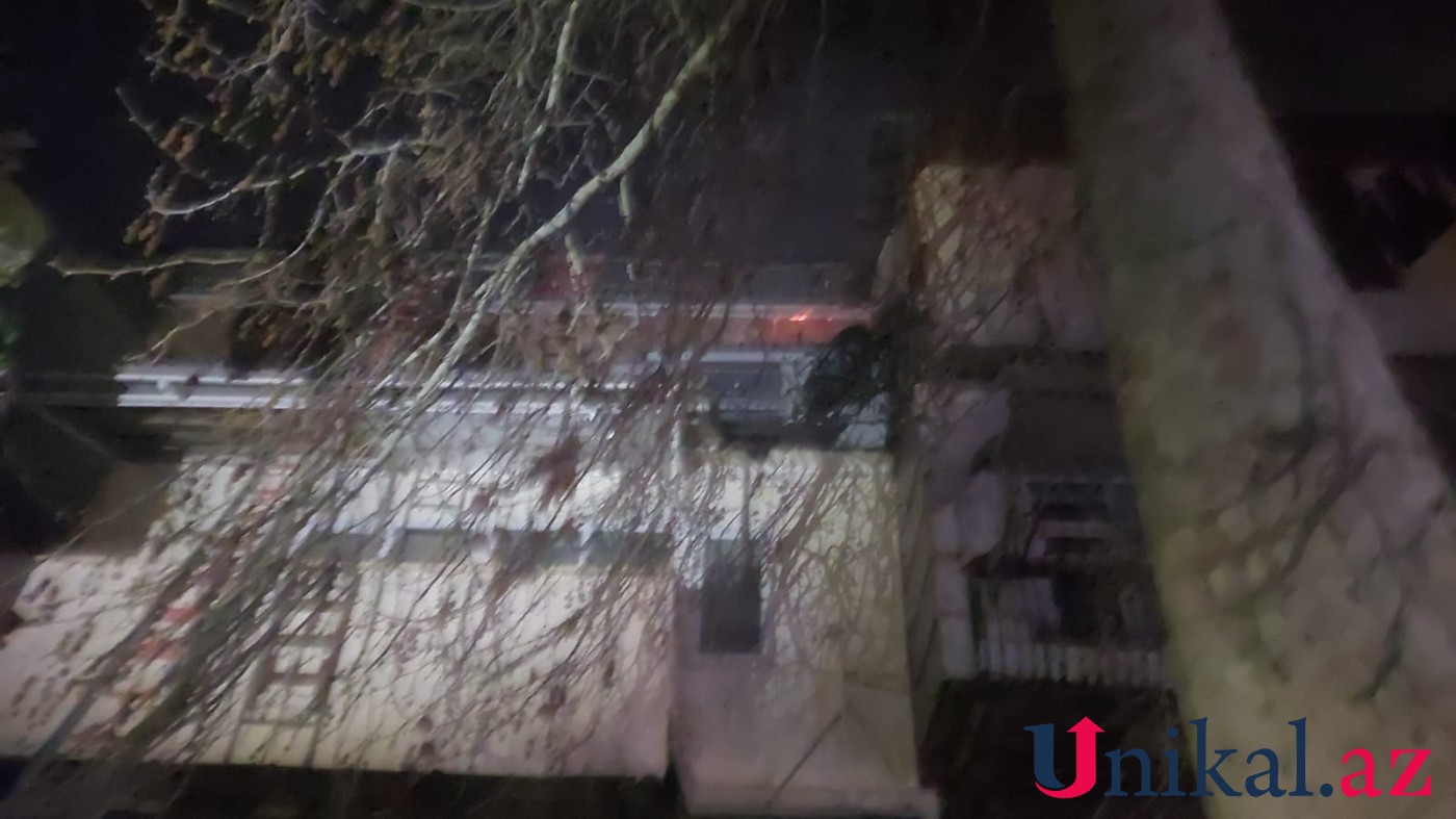 Gəncədə yaşayış binasındakı yanğın söndürüldü - FOTOLAR (YENİLƏNİB)